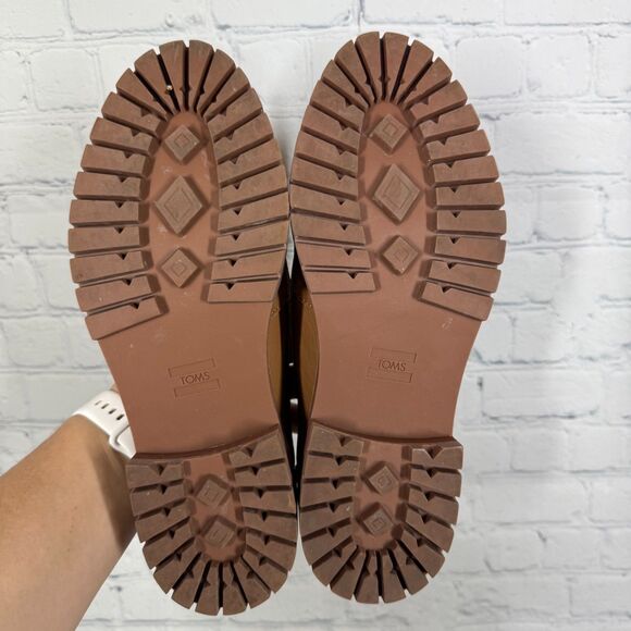 Toms Platform Loafers Women Size 6 Tan Camel Slip On Preppy Minimalist Shoes - Picture 10 of 10
